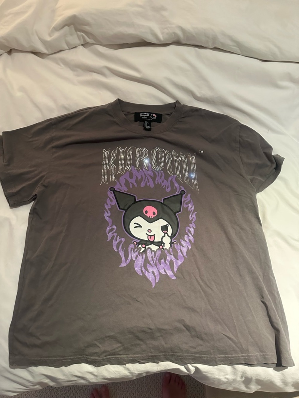 Forever 21 Gray Tee with Purple Kuromi Graphic